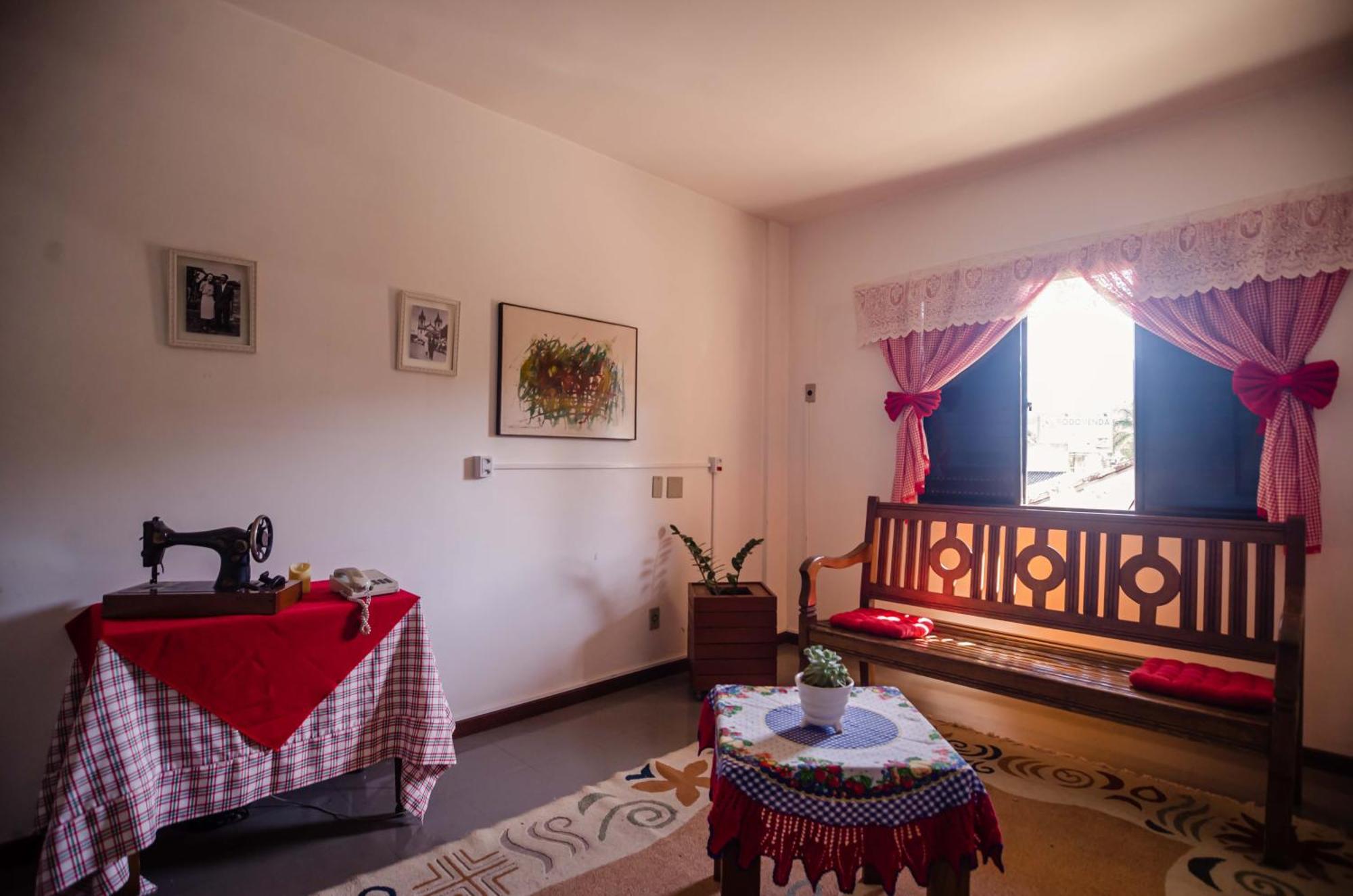 Alpes Hotel Венда-Нова-ду-Имигранти Экстерьер фото